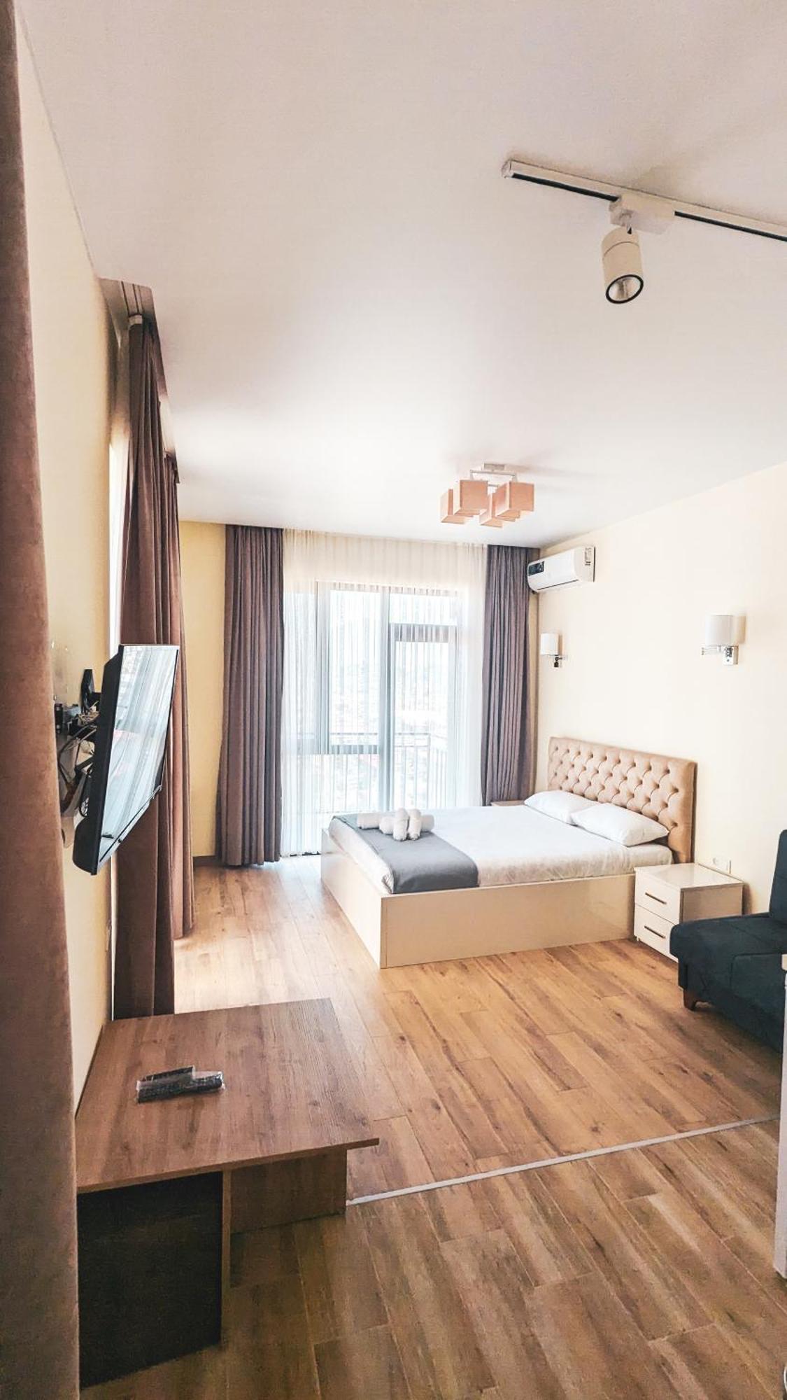 Gg Aparthotel Batoemi Buitenkant foto