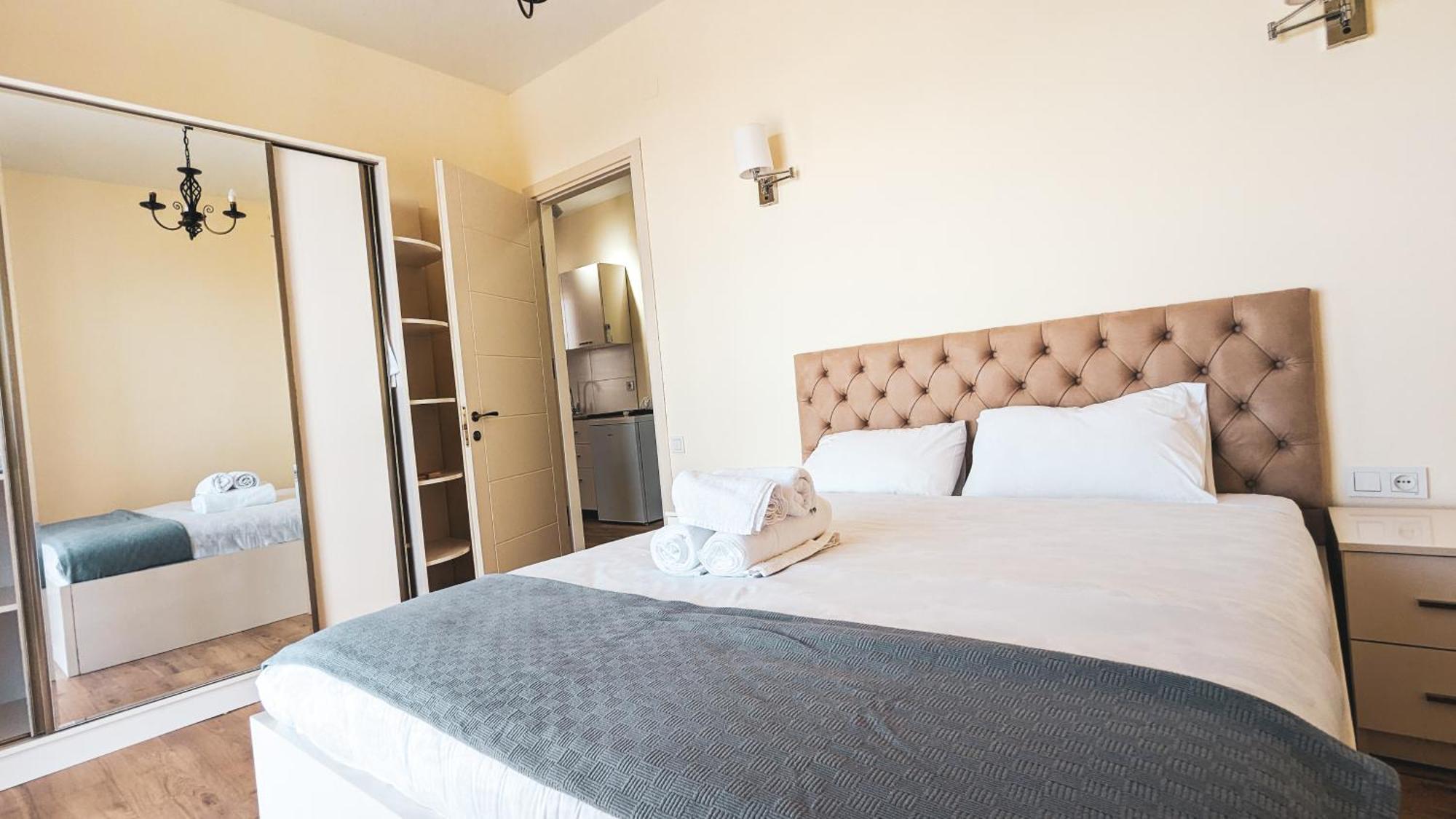 Gg Aparthotel Batoemi Buitenkant foto